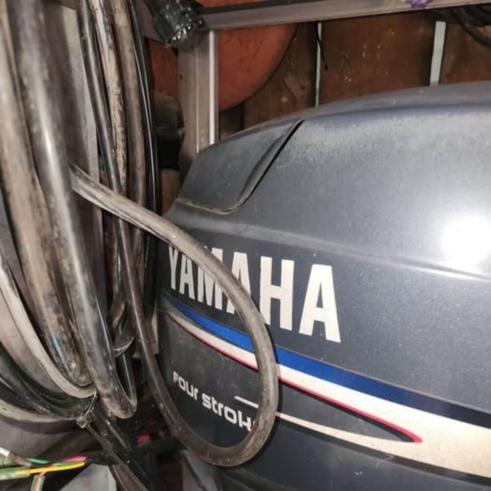 2004 40 Hp Yamaha 4 stoke motor
